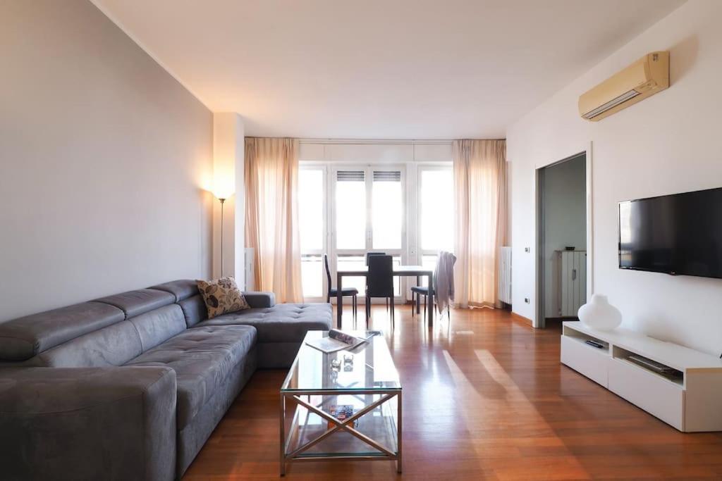 Ampio Bilocale City Life - Mirable Pm Milano Esterno foto